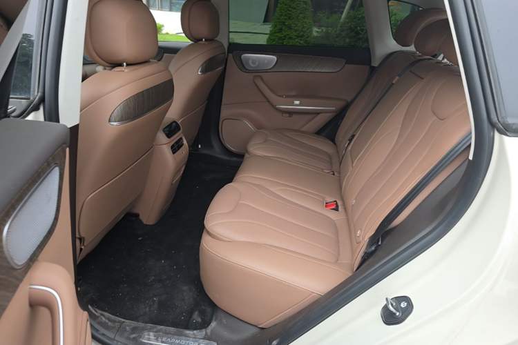 Used Leapmotor C11 2026 Range-Extended 300 LiDAR Prestige Edition Left Rear Seat