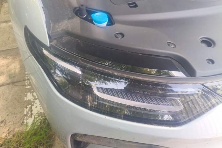 Used Leapmotor C11 2026 All-Electric 640 LiDAR Prestige Edition Right Front Headlight