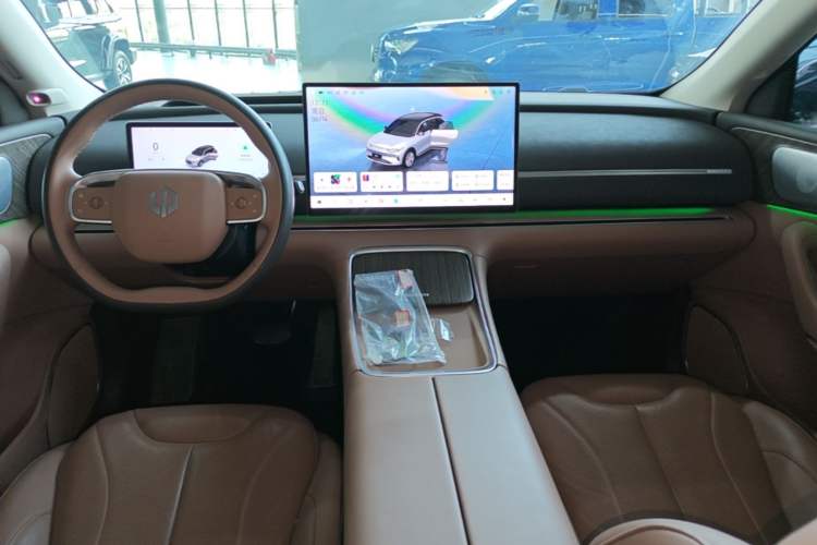 Used Leapmotor C11 2026 All-Electric 640 LiDAR Prestige Edition Center Console