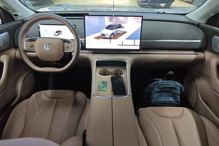 Used Leapmotor C11 2026 All-Electric 640 LiDAR Prestige Edition Center Console