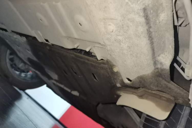 Used Leapmotor C11 2026 All-Electric 640 LiDAR Prestige Edition Chassis Rear Left