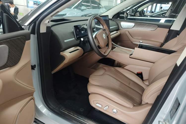Used Leapmotor C11 2026 All-Electric 640 LiDAR Prestige Edition Driver Seat
