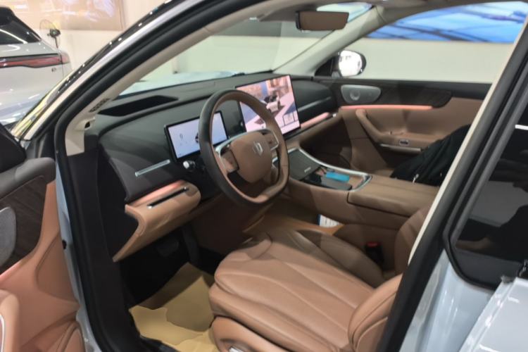 Used Leapmotor C11 2026 All-Electric 640 LiDAR Prestige Edition Driver Seat