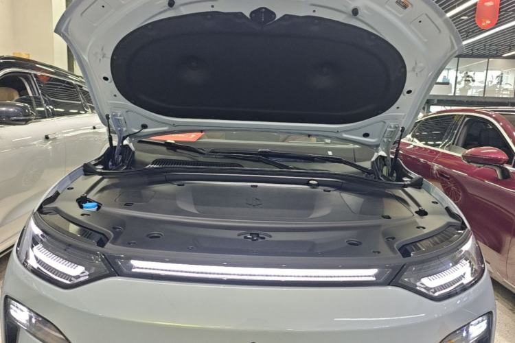 Used Leapmotor C11 2026 All-Electric 640 LiDAR Prestige Edition Engine Bay