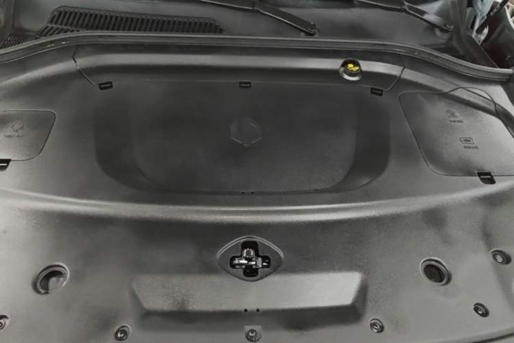 Used Leapmotor C11 2026 All-Electric 640 LiDAR Prestige Edition Engine Bay