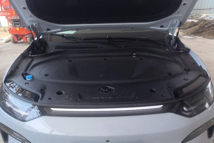 Used Leapmotor C11 2026 All-Electric 640 LiDAR Prestige Edition Engine Bay