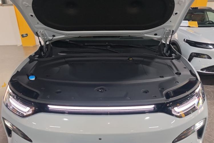 Used Leapmotor C11 2026 All-Electric 640 LiDAR Prestige Edition Engine Bay