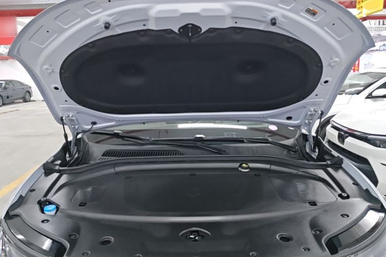 Used Leapmotor C11 2026 All-Electric 640 LiDAR Prestige Edition Engine Bay