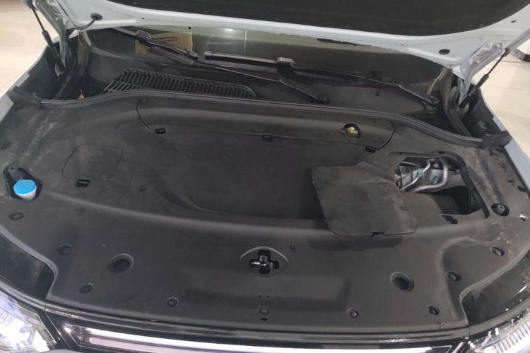 Used Leapmotor C11 2026 All-Electric 640 LiDAR Prestige Edition Engine Bay