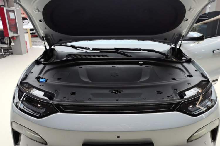 Used Leapmotor C11 2026 All-Electric 640 LiDAR Prestige Edition Engine Bay