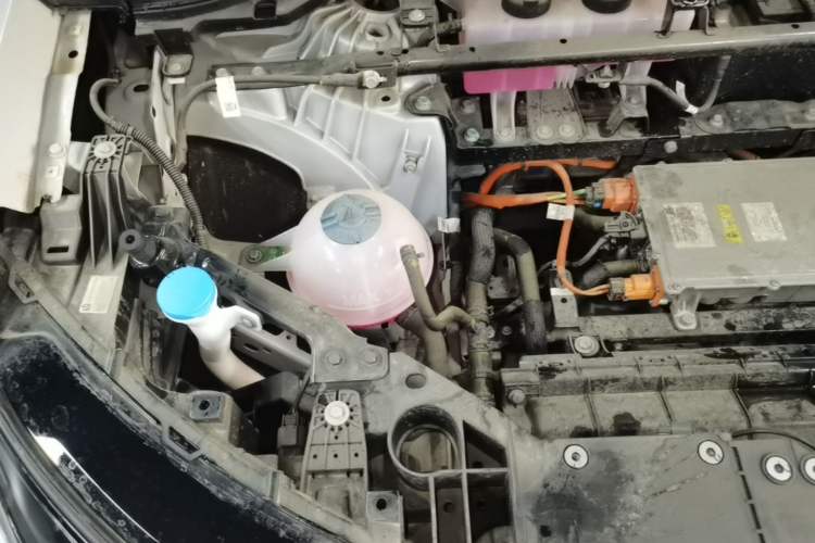 Used Leapmotor C11 2026 All-Electric 640 LiDAR Prestige Edition Engine Bay Right