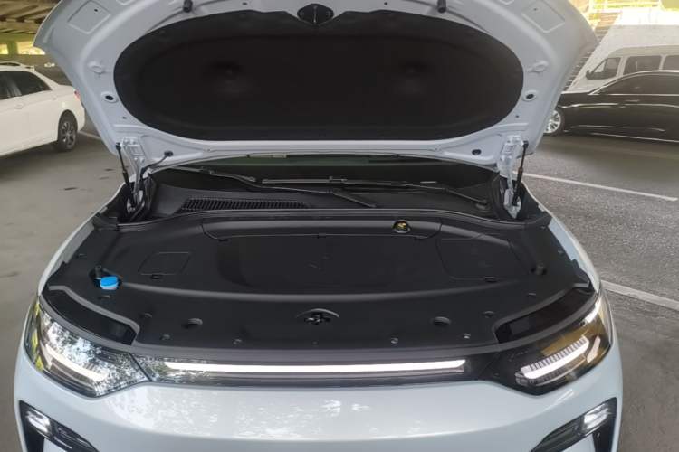 Used Leapmotor C11 2026 All-Electric 640 LiDAR Prestige Edition Engine Bay
