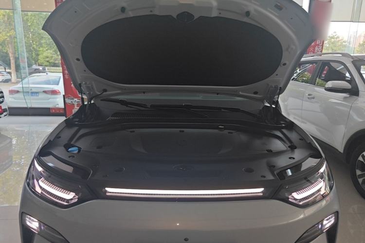 Used Leapmotor C11 2026 All-Electric 640 LiDAR Prestige Edition Engine Bay
