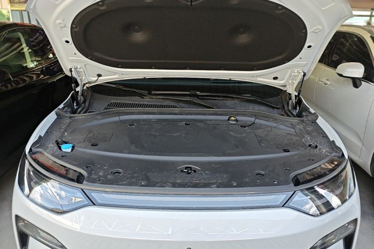 Used Leapmotor C11 2026 All-Electric 640 LiDAR Prestige Edition Engine Bay