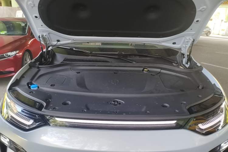 Used Leapmotor C11 2026 All-Electric 640 LiDAR Prestige Edition Engine Bay