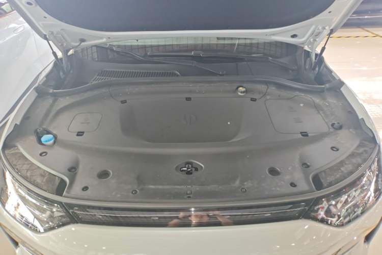 Used Leapmotor C11 2026 All-Electric 640 LiDAR Prestige Edition Engine Bay