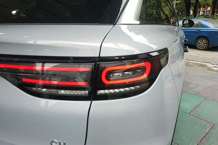 Used Leapmotor C11 2026 All-Electric 640 LiDAR Prestige Edition Exterior 1