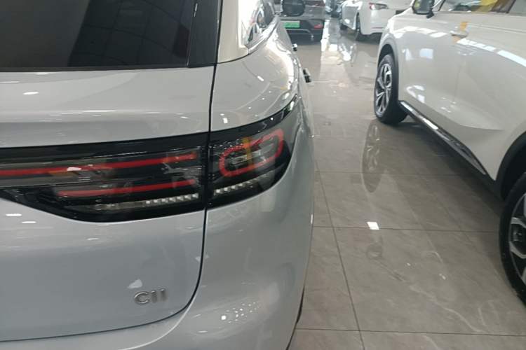 Used Leapmotor C11 2026 Range-Extended 300 LiDAR Prestige Edition Exterior 3