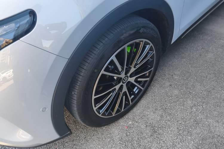 Used Leapmotor C11 2026 All-Electric 640 LiDAR Prestige Edition Exterior 3