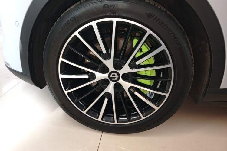 Used Leapmotor C11 2026 All-Electric 640 LiDAR Prestige Edition Exterior 4