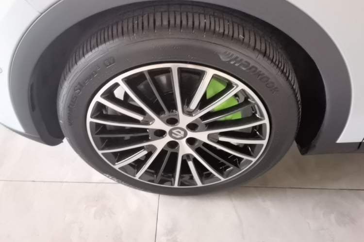 Used Leapmotor C11 2026 All-Electric 640 LiDAR Prestige Edition Exterior 4