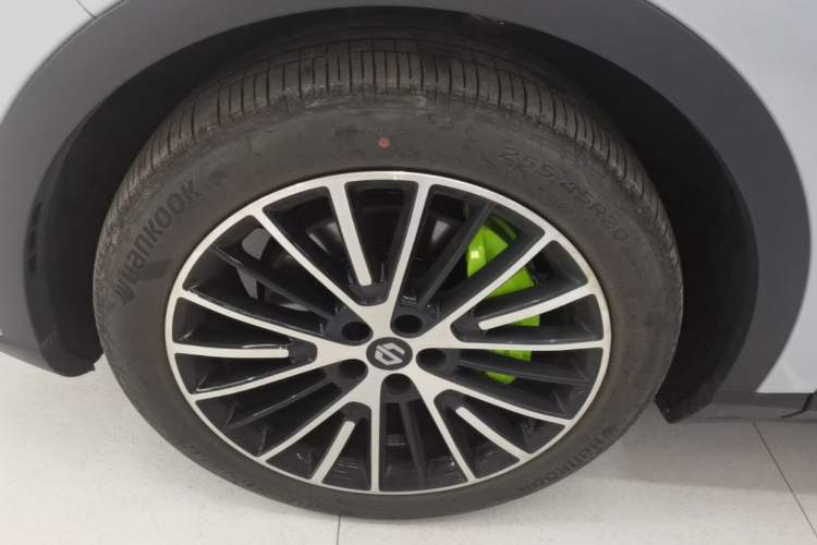 Used Leapmotor C11 2026 All-Electric 640 LiDAR Prestige Edition Exterior 4