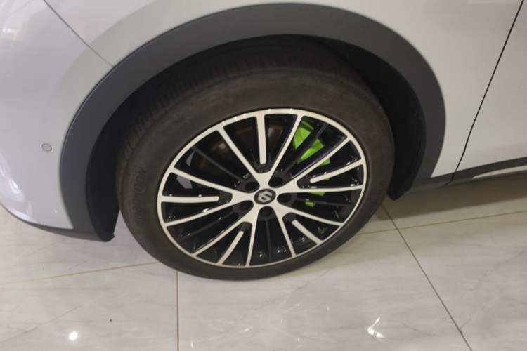 Used Leapmotor C11 2026 All-Electric 640 LiDAR Prestige Edition Exterior 4