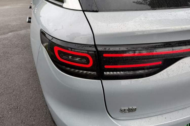 Used Leapmotor C11 2026 All-Electric 640 LiDAR Prestige Edition Exterior 7