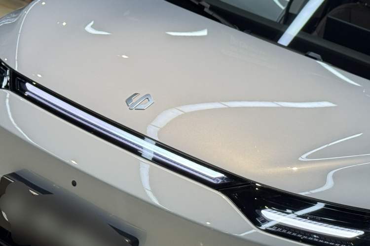 Used Leapmotor C11 2026 All-Electric 640 LiDAR Prestige Edition Exterior 8