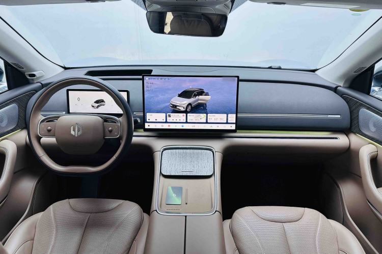 Used Leapmotor C11 2026 All-Electric 640 LiDAR Prestige Edition Interior 1
