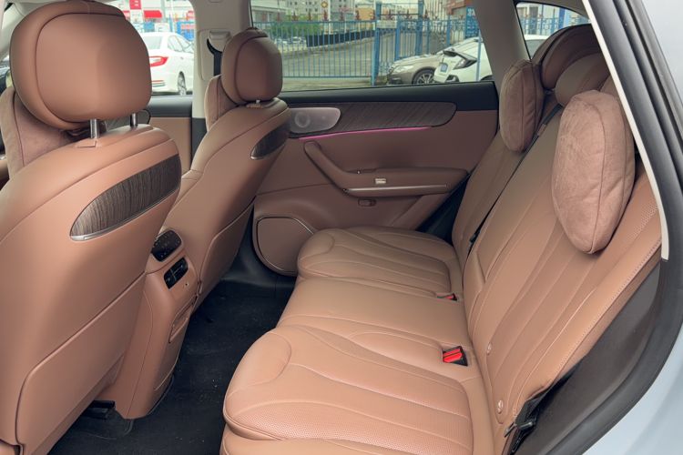 Used Leapmotor C11 2026 All-Electric 640 LiDAR Prestige Edition Interior 1