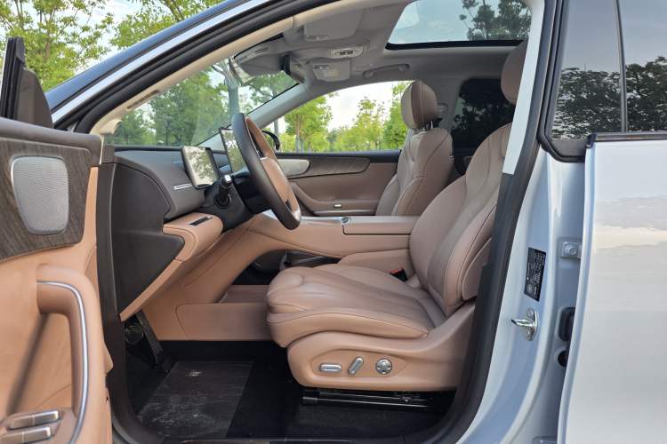Used Leapmotor C11 2026 All-Electric 640 LiDAR Prestige Edition Interior 2