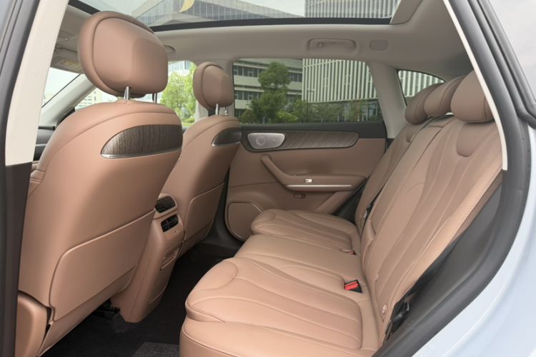 Used Leapmotor C11 2026 All-Electric 640 LiDAR Prestige Edition Interior 3