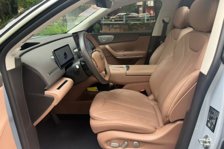 Used Leapmotor C11 2026 All-Electric 640 LiDAR Prestige Edition Interior 3
