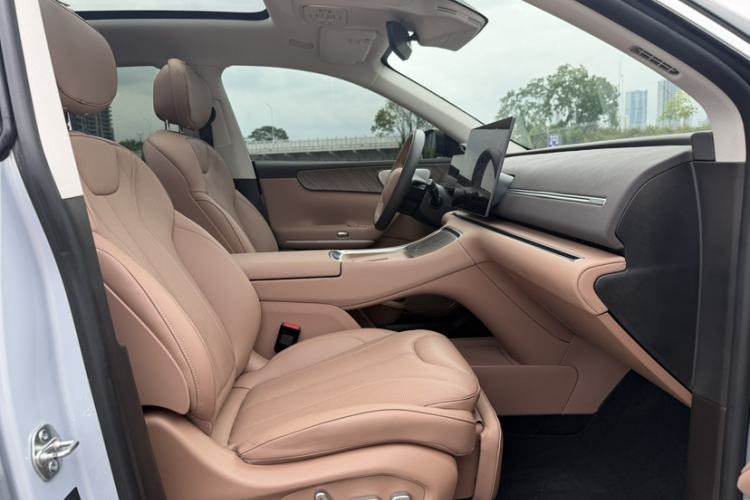 Used Leapmotor C11 2026 All-Electric 640 LiDAR Prestige Edition Interior 4