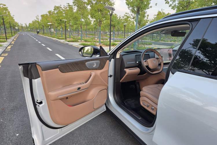 Used Leapmotor C11 2026 All-Electric 640 LiDAR Prestige Edition Interior 4