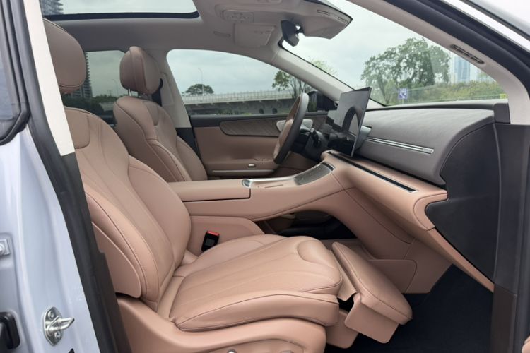 Used Leapmotor C11 2026 All-Electric 640 LiDAR Prestige Edition Interior 4