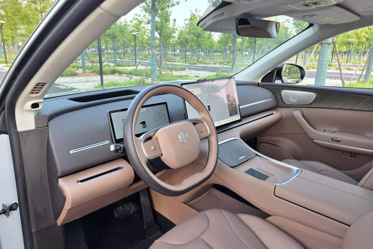 Used Leapmotor C11 2026 All-Electric 640 LiDAR Prestige Edition Interior 5