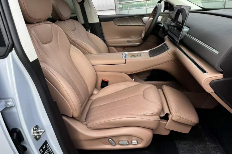 Used Leapmotor C11 2026 All-Electric 640 LiDAR Prestige Edition Interior 7