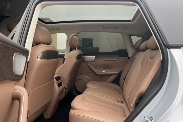 Used Leapmotor C11 2026 All-Electric 640 LiDAR Prestige Edition Interior 7