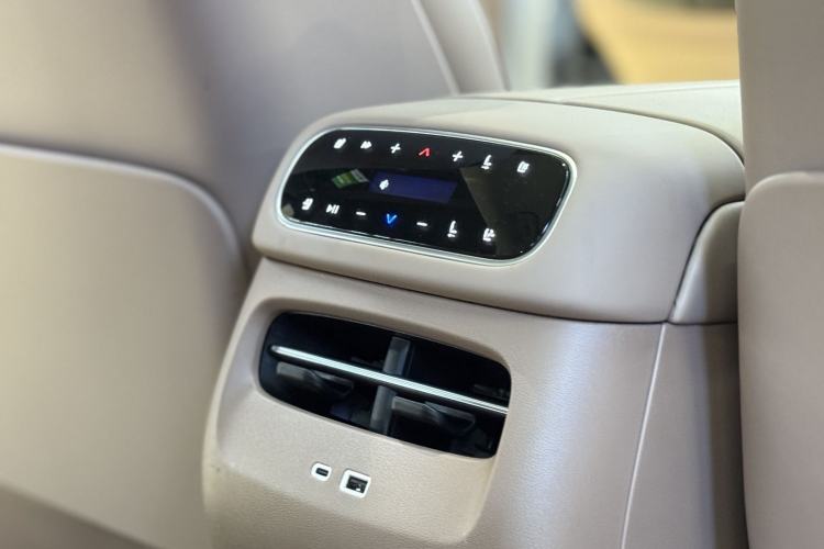 Used Leapmotor C11 2026 All-Electric 640 LiDAR Prestige Edition Interior 7