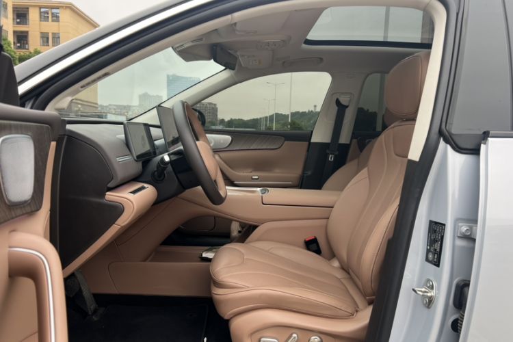 Used Leapmotor C11 2026 All-Electric 640 LiDAR Prestige Edition Interior 8