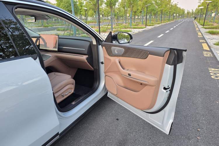 Used Leapmotor C11 2026 All-Electric 640 LiDAR Prestige Edition Interior 8