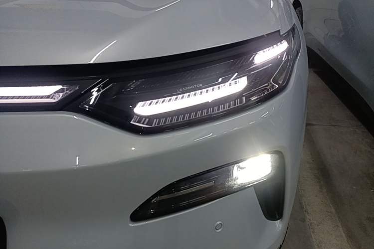 Used Leapmotor C11 2026 All-Electric 640 LiDAR Prestige Edition Left Front Headlight