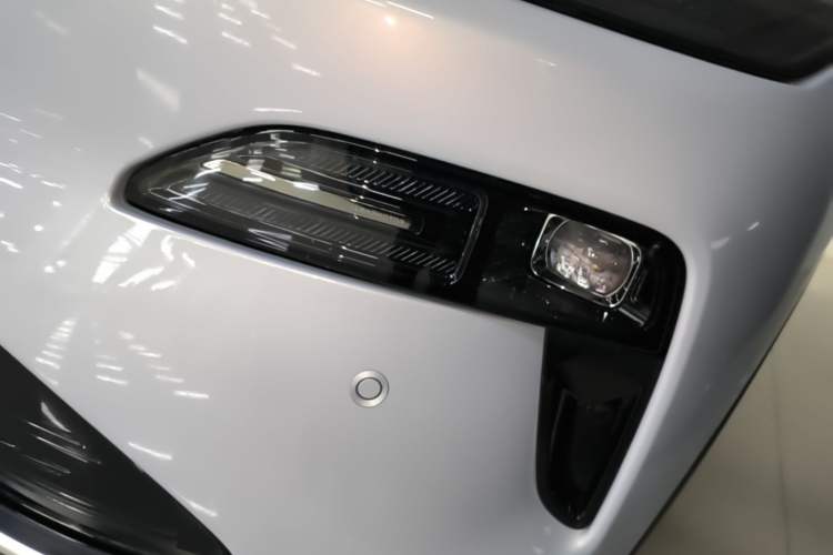 Used Leapmotor C11 2026 All-Electric 640 LiDAR Prestige Edition Left Front Headlight