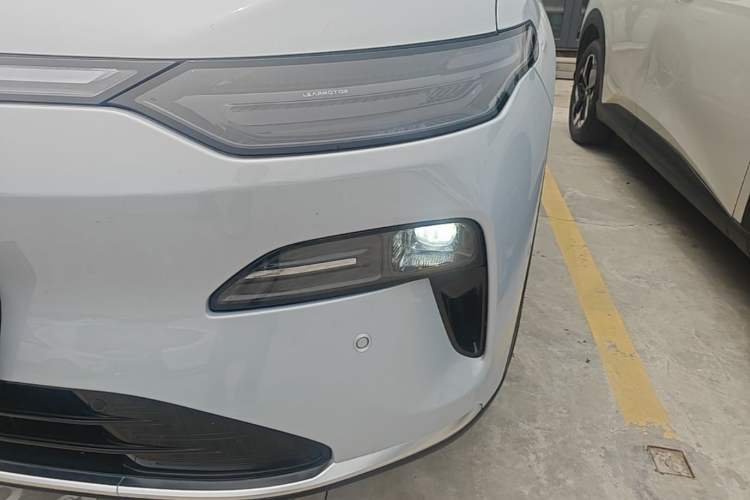 Used Leapmotor C11 2026 All-Electric 640 LiDAR Prestige Edition Left Front Headlight