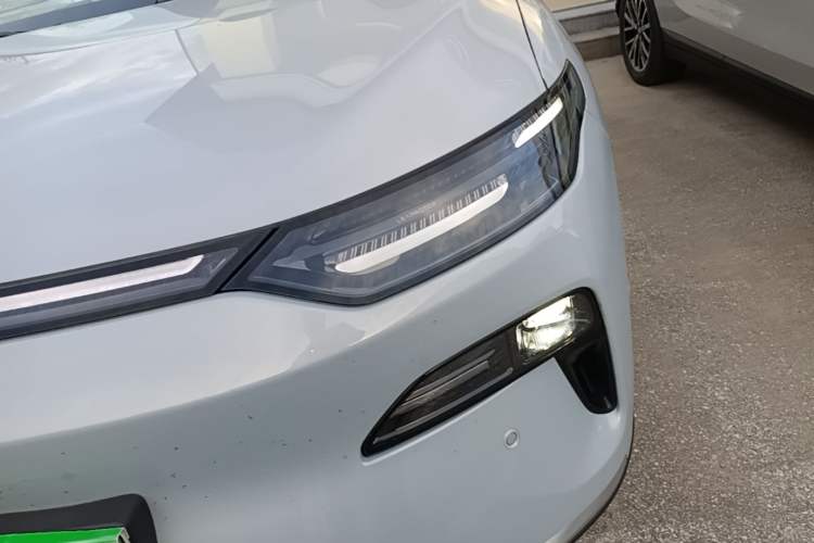 Used Leapmotor C11 2026 All-Electric 640 LiDAR Prestige Edition Left Front Headlight