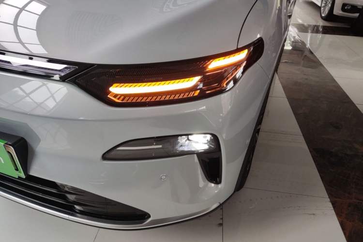 Used Leapmotor C11 2026 All-Electric 640 LiDAR Prestige Edition Left Front Headlight