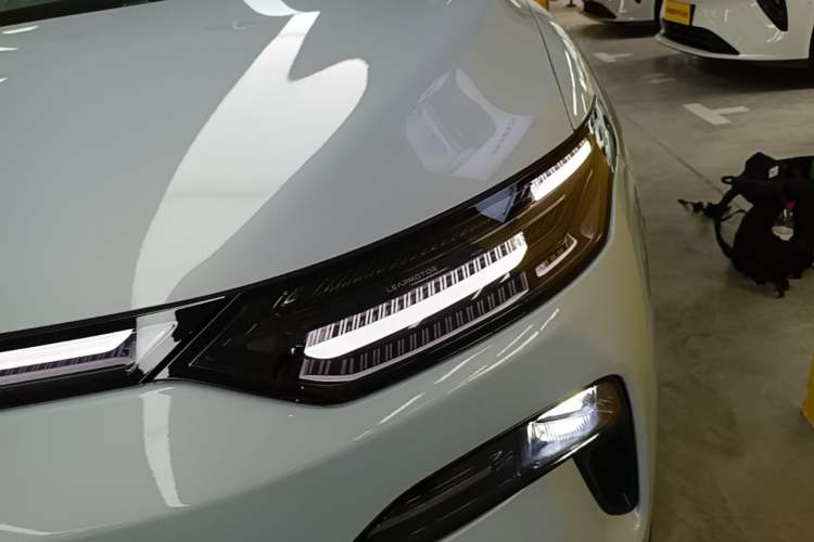 Used Leapmotor C11 2026 All-Electric 640 LiDAR Prestige Edition Left Front Headlight
