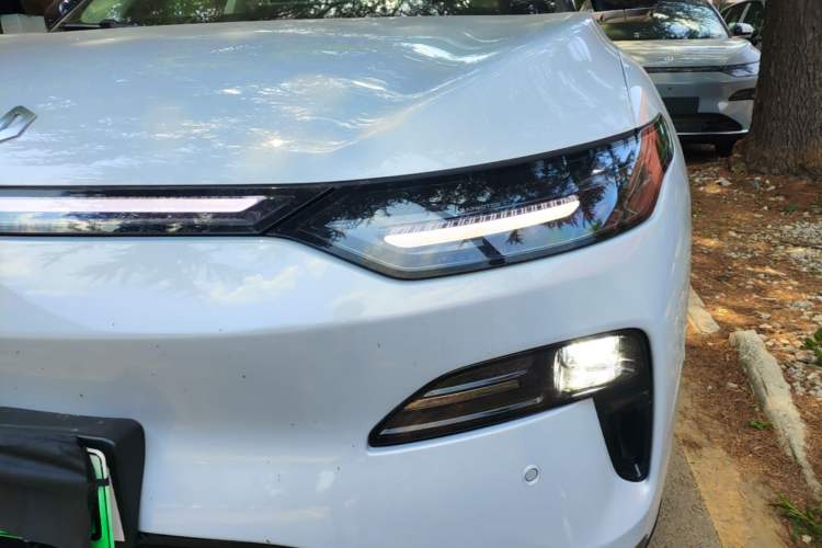 Used Leapmotor C11 2026 All-Electric 640 LiDAR Prestige Edition Left Front Headlight
